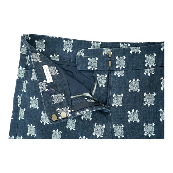 Ann Taylor Loft Shorts Size 00 Women's Navy Blue Turtle Pattern Stretchy (AAV) - Picture 3 of 5